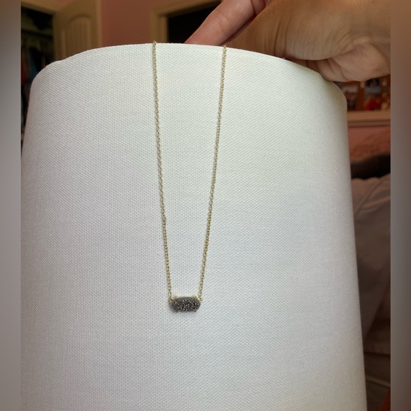 Kendra Scott Gold Pendant Necklace - Picture 4 of 7